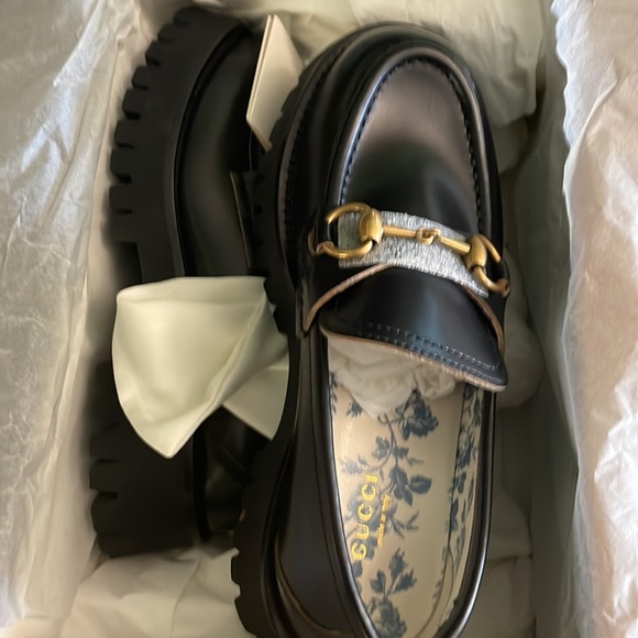 Gucci Lug Sole Loafers - NWT - Picture 10 of 10